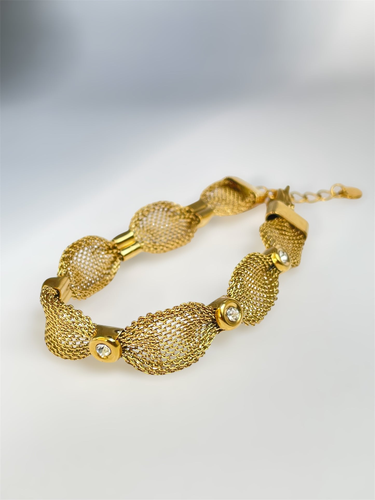 Rhea gold