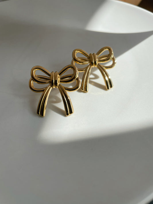 Friday ribbon