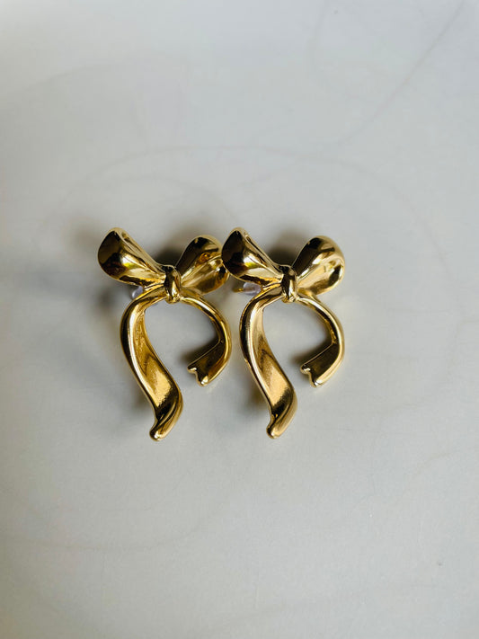 Thursday ribbon