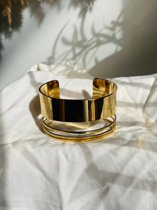 Venus cuff