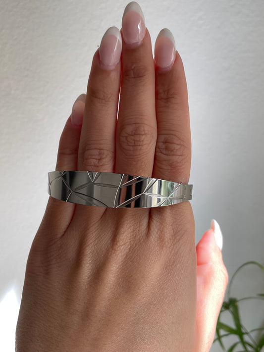 Mercury bangle
