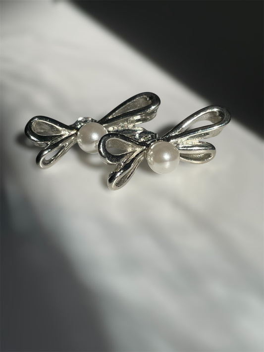 Pearl Bow